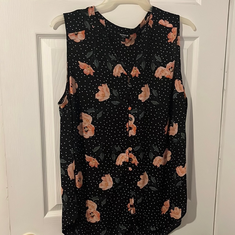 New Torrid Harper. Perfect for a summer day or under a cardigan.
